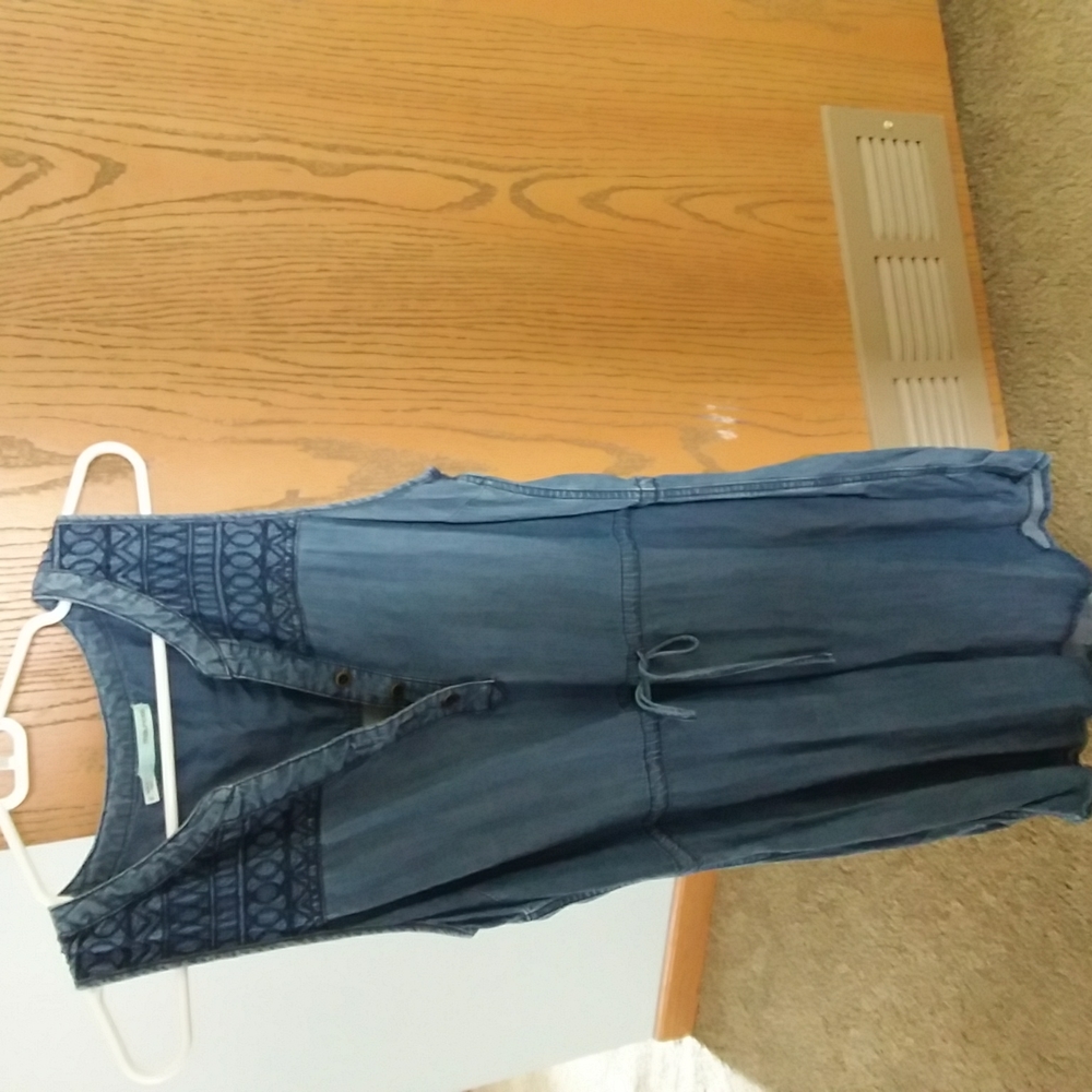 Women's dress